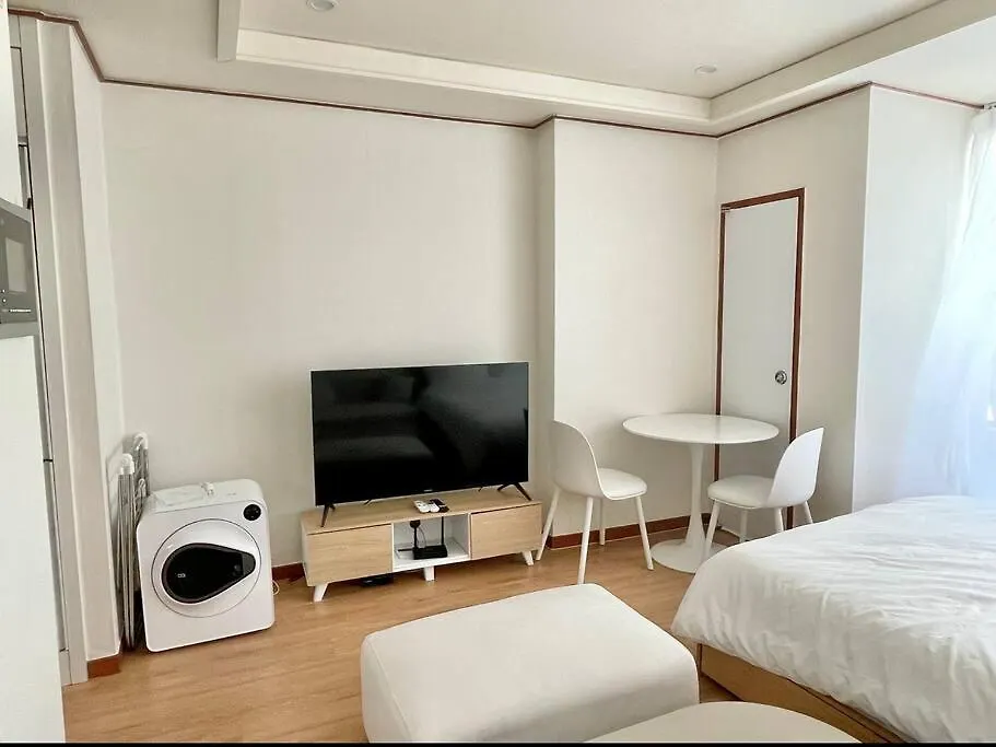 Sinsa Stay Seoul Apartment